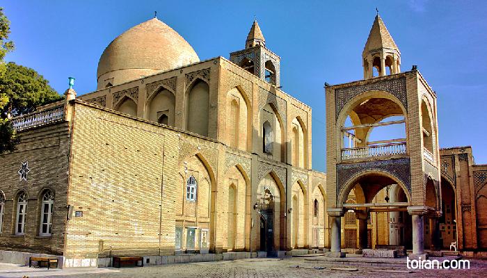  Isfahan-Vank Cathedral (toiran.com/photo by Shahin Kamali)