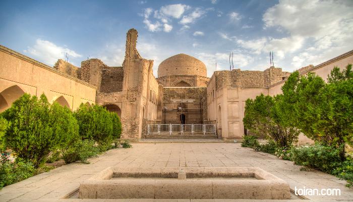  Zanjan-Sheikh Boraq Or Chapi Oughlou Historical Complex (toiran.com/ Photo by Shahin Kamali)