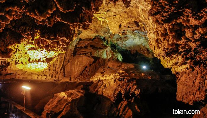   Hamadan-Ali Sadr Cave (toiran.com/Photo by Shahin Kamali 
