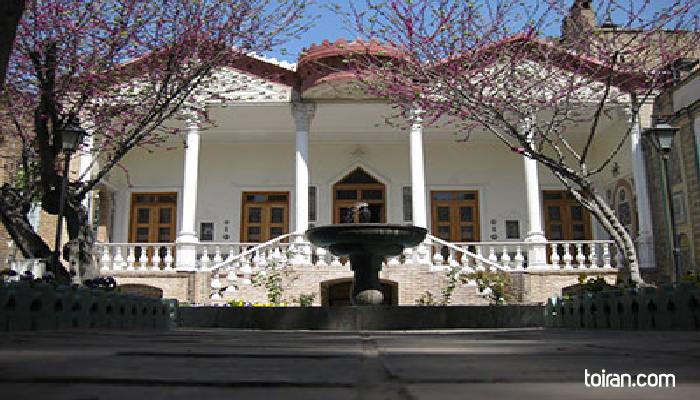 Tehran- Moqaddam House (toiran.com)
