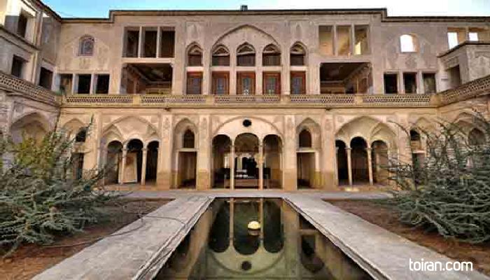 Kashan- Abbasian Historical House (toiran.com)
