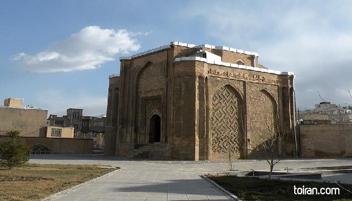 Hamedan- Alavian Dome (toiran.com)
