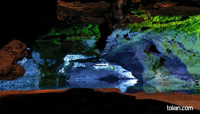 Hamedan- Ali Sadr Cave (toiran.com)
