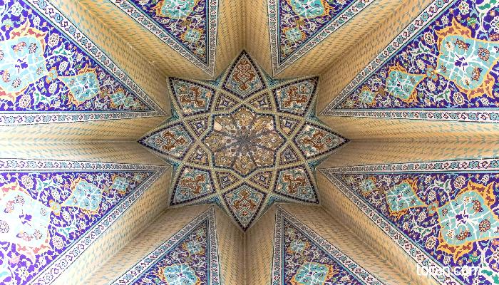 Hamedan- Baba Tahir Mausoleum (toiran.com)


