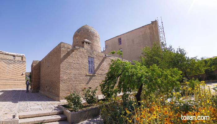Hamedan- Tomb of Esther and Mordechai (toiran.com)
