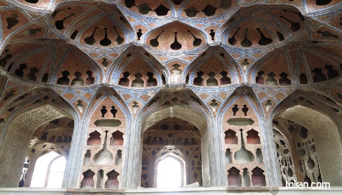 Isfahan- Ali Qapu (Imperial Gate) Palace (toiran.com)


