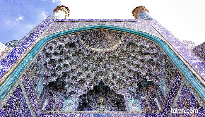  
Isfahan- Naghsh-e Jahan Mosque (toiran.com / Photo by Shahin Kamali)
