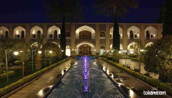 Isfahan- Abbasi Hotel (toiran.com)
