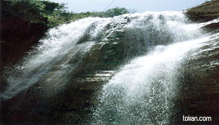  Ilam- Gachan Waterfall (toiran.com)
