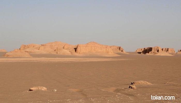 Kerman- Lut Desert  (toiran.com)
