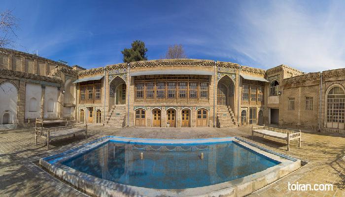Boroujerd- Eftekhar-ol-eslam Tabatabaei House (toiran.com)
