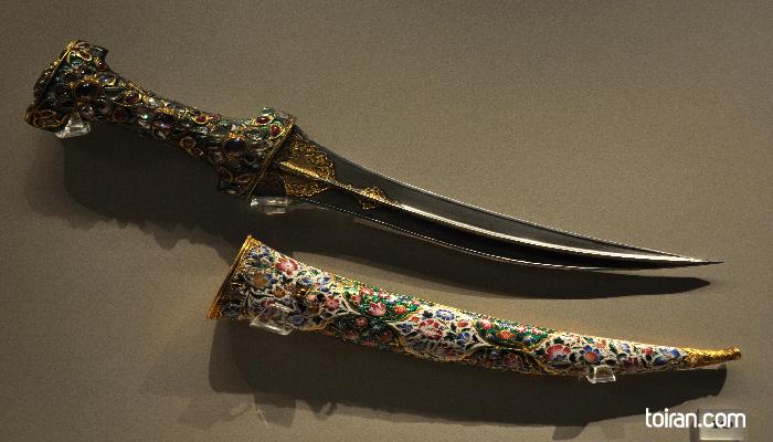 Tehran- Crown Jewels Museum (toiran.com)

