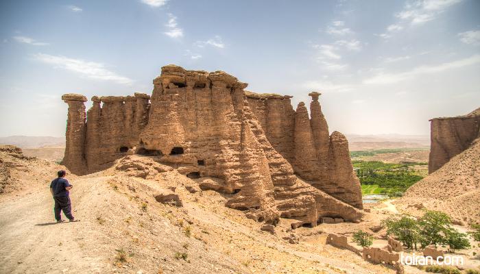  Zanjan-Behestan Castle (toiran.com/ Photo by Shahin Kamali)