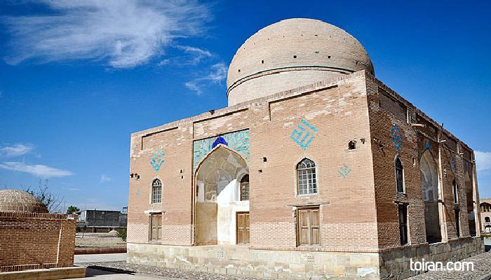 Ardabil- Sheikh Amin al-Din Jibrael Mausoleum  (toiran.com)

