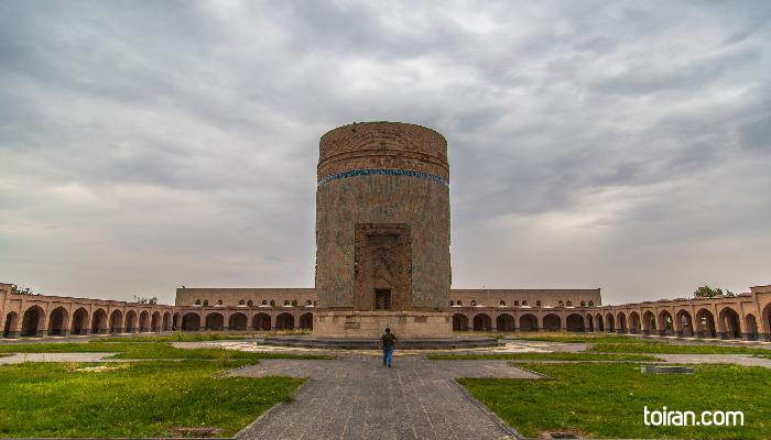 Ardabil- Sheikh Heydar Mausoleum  (toiran.com)
