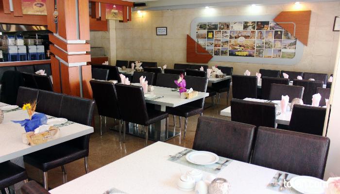 Tehran- Arous-e Lebanon Restaurant (toiran.com)

