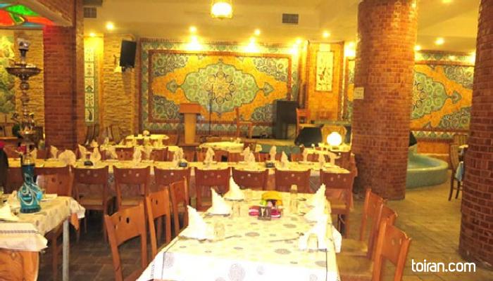Tehran- Simorgh Restaurant (toiran.com)
