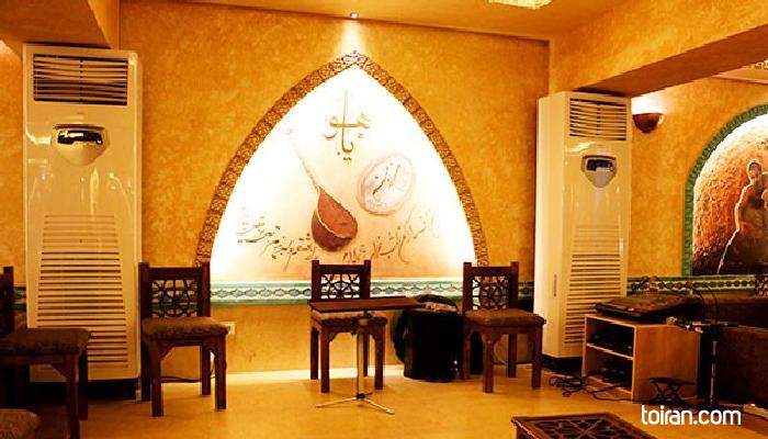 Tehran- Shabhay Sarv Restaurant (toiran.com)

