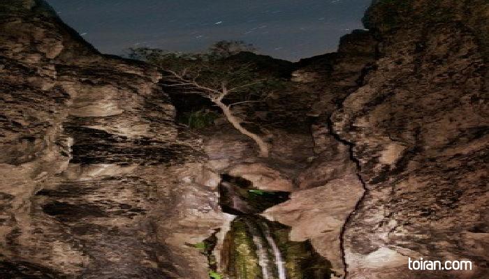  Birjand- Chardeh Waterfalls (toiran.com)
