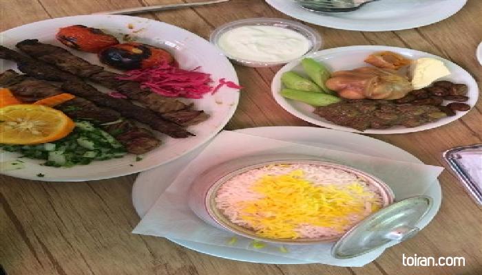Amol
-
Haj Mohsen
Restaurant(toiran.com)


 