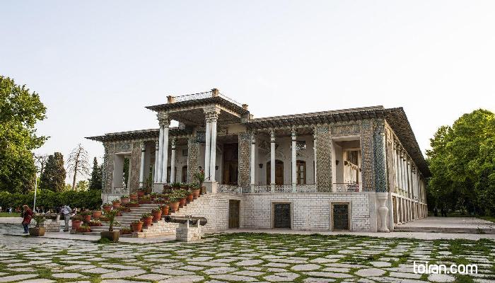  Shiraz- Afif
 Abad
 Garden
 (toiran.com)


 
