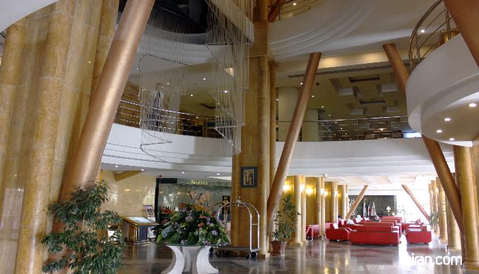 Shiraz-Chamran Grand Hotel (toiran.com)

