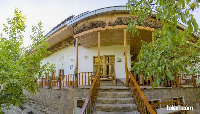 Semnan- Khaneh Gol Hotel (toiran.com)

