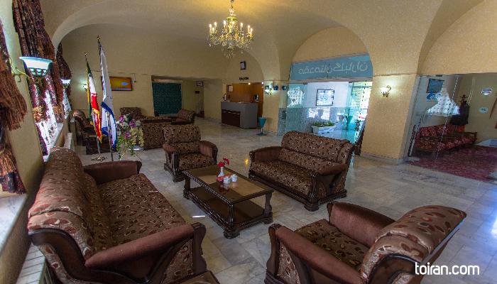  Shahr-e Kord- Tourism Hotel (Toiran.com/ Photo by Shahin Kamali) 
