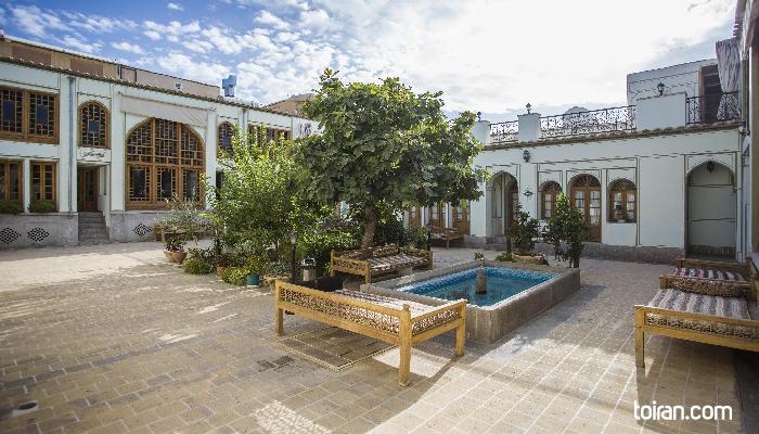   Isfahan- Atiq Traditional Hotel (toiran.com)
